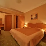 Aparthotel Polaris Iii
