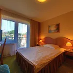 Polaris Iii Aparthotel