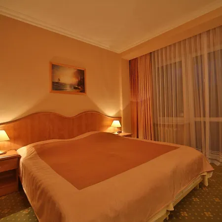 Ξενοδοχείο με διαμερίσματα Polaris Iii 3*