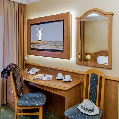 アパートホテル Polaris Iii シフィノウイシチェ