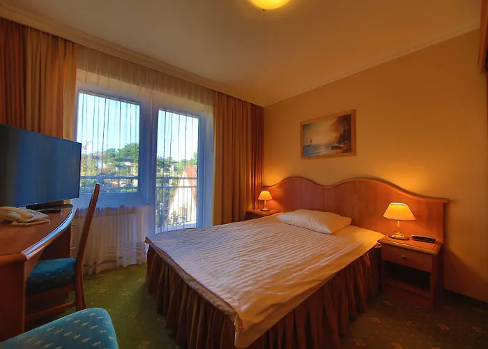 Polaris Iii Aparthotel