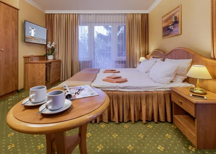 Polaris Iii Aparthotel